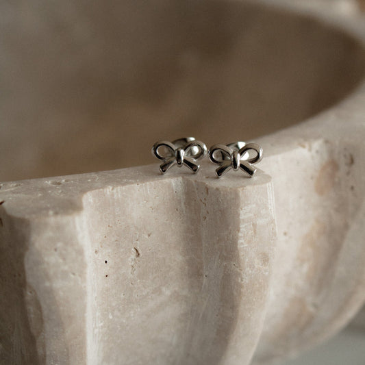 mini bow earrings