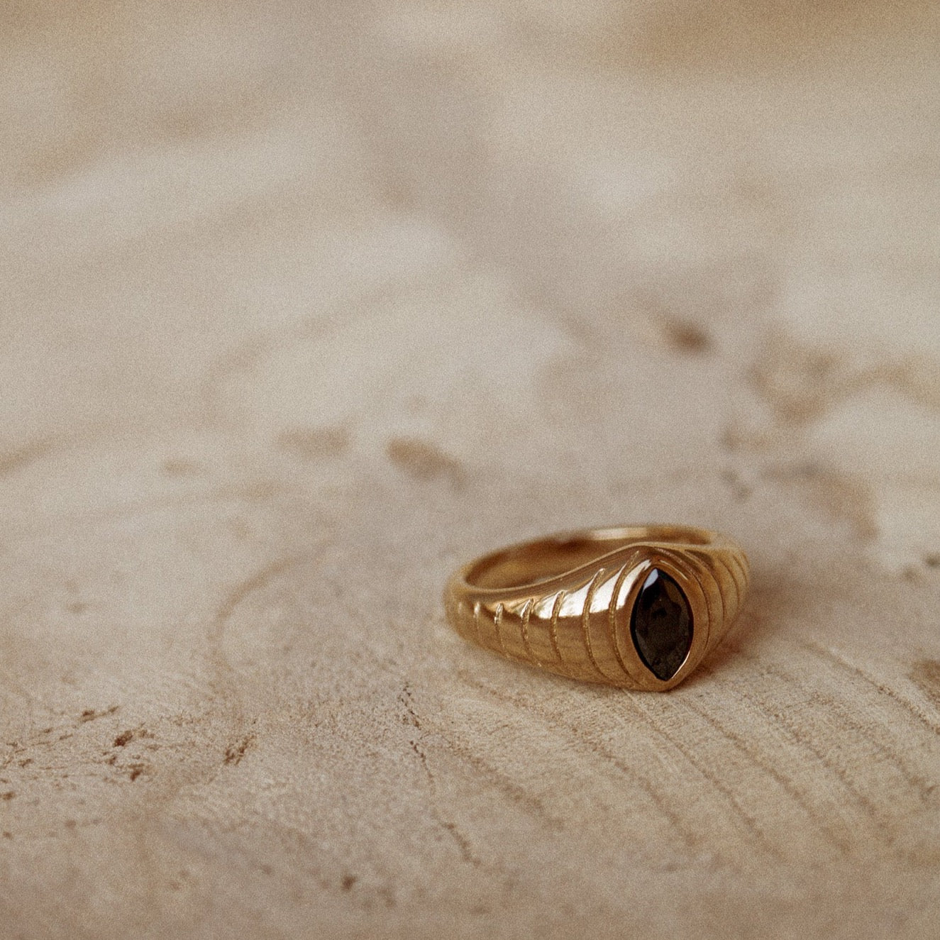 mikki ring