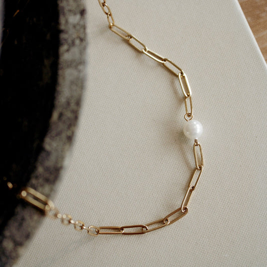 vivie necklace