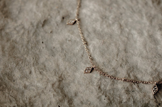 DOT NECKLACE | waterproof gold necklace
